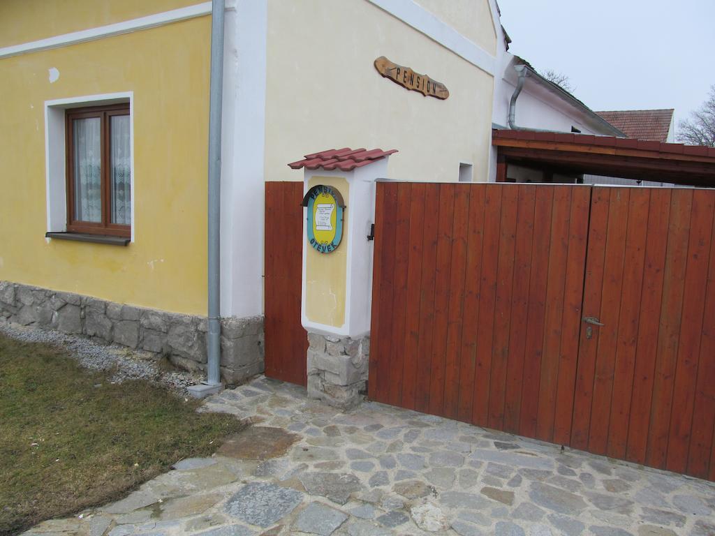 Pension Otevek Trhové Sviny Extérieur photo